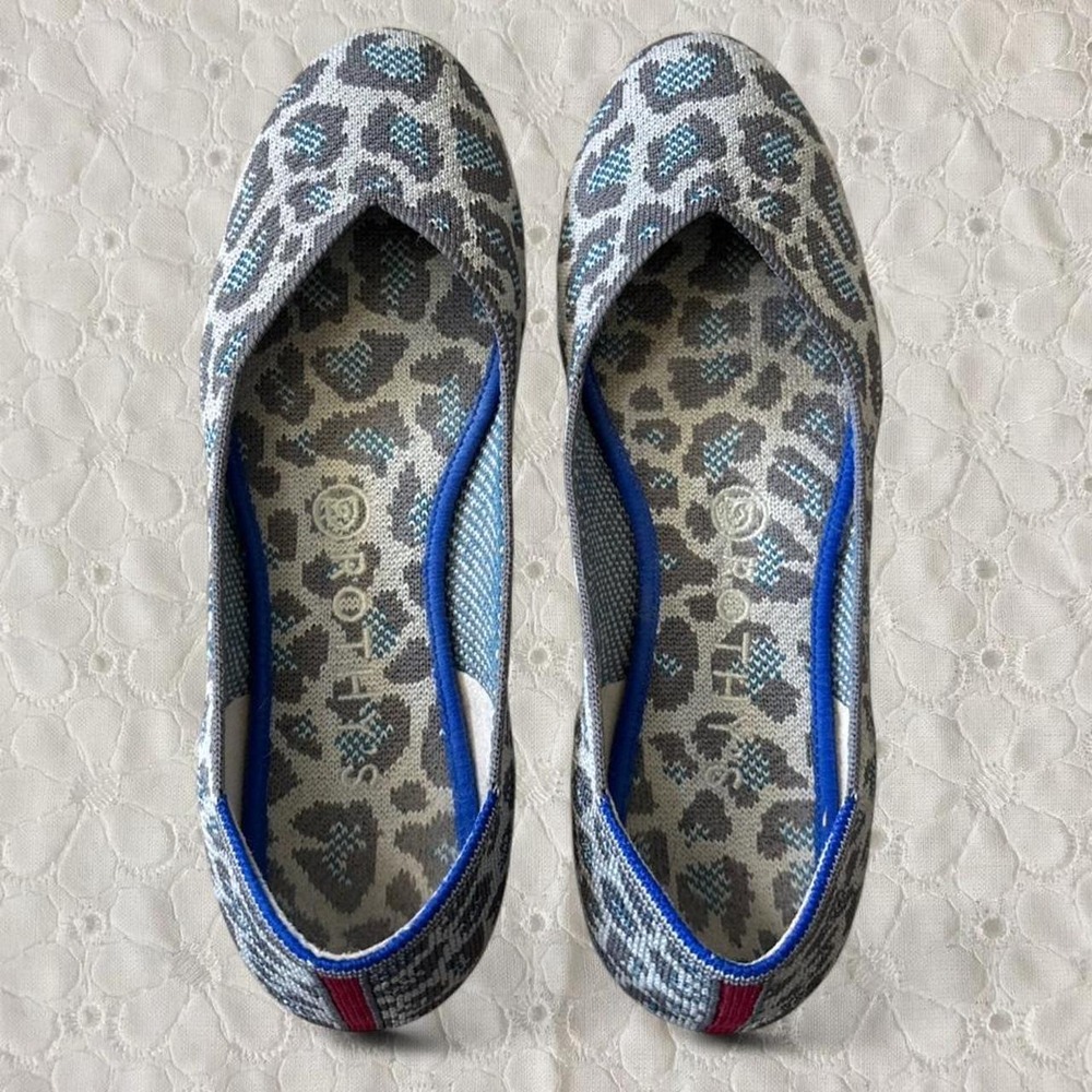 Rothys The Point Flats Grey Blue Leopard Animal Print Pointed Toe Shoes W8